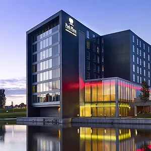 https://park-plaza-amsterdam-airport.zandvoort-hotels.com